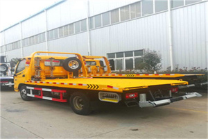 梅列附近拖车救援搭电