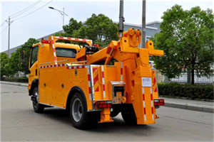 梅列高速路拖车费