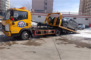 梅列救援拖车费用怎么算